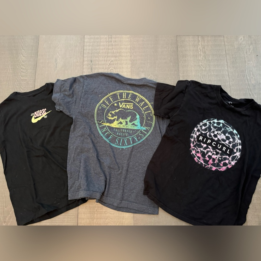 Boys Medium Three Tee Bundle: Nike Tee, Rip Curl and Vans